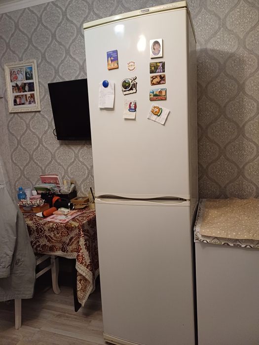 Продам холодильник