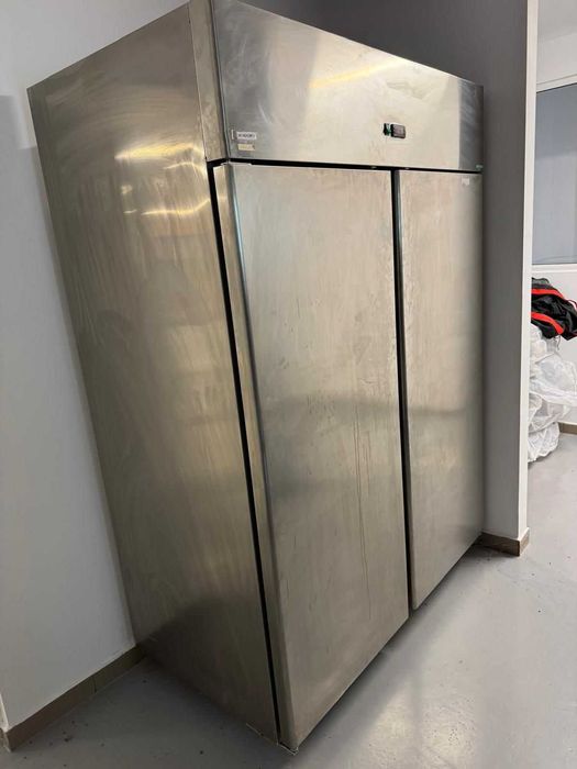 Oferta Speciala - Echipamente horeca putin folosite / utilare horeca /