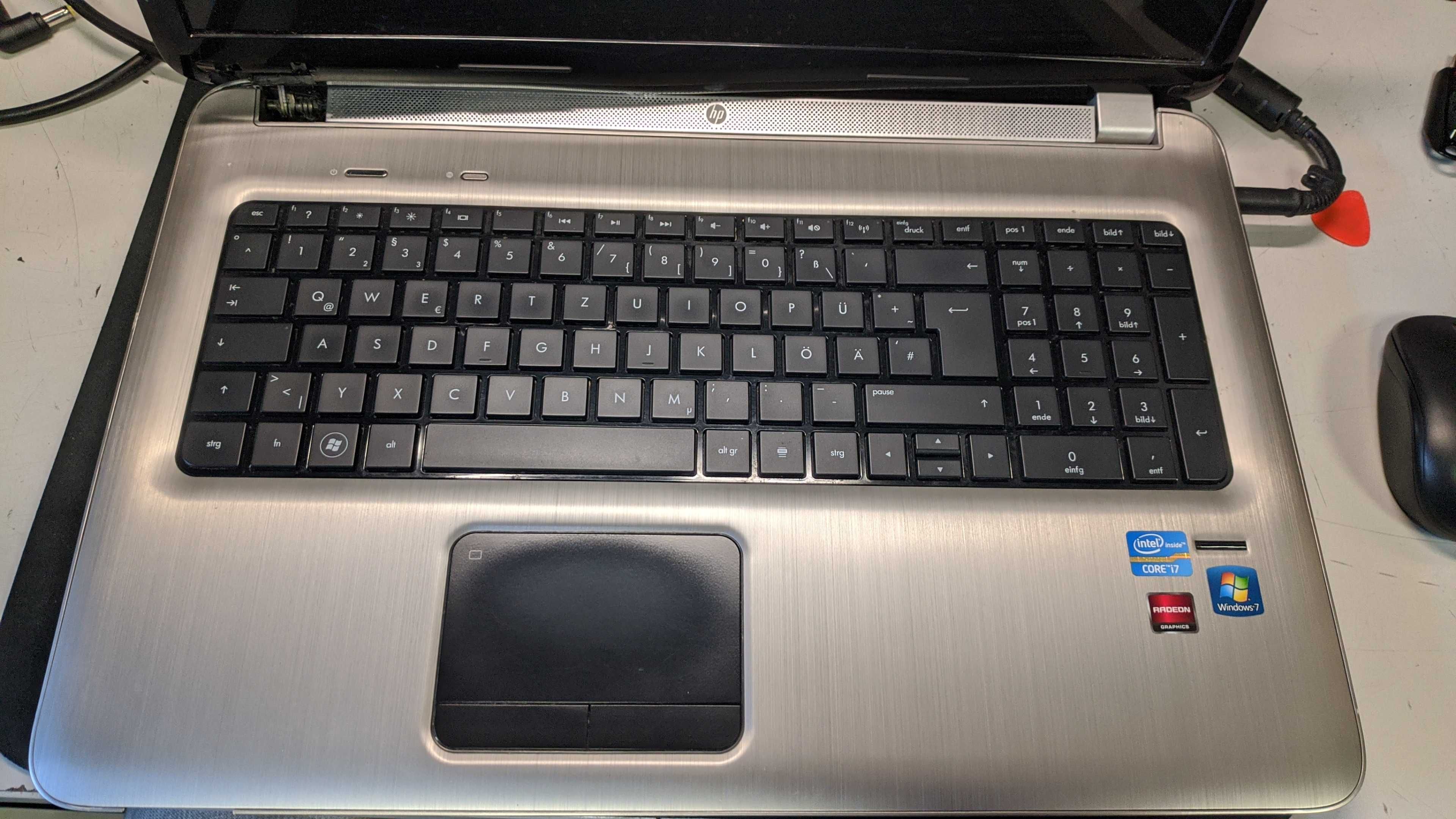 Dezmembrez laptop HP DV7-6015sg