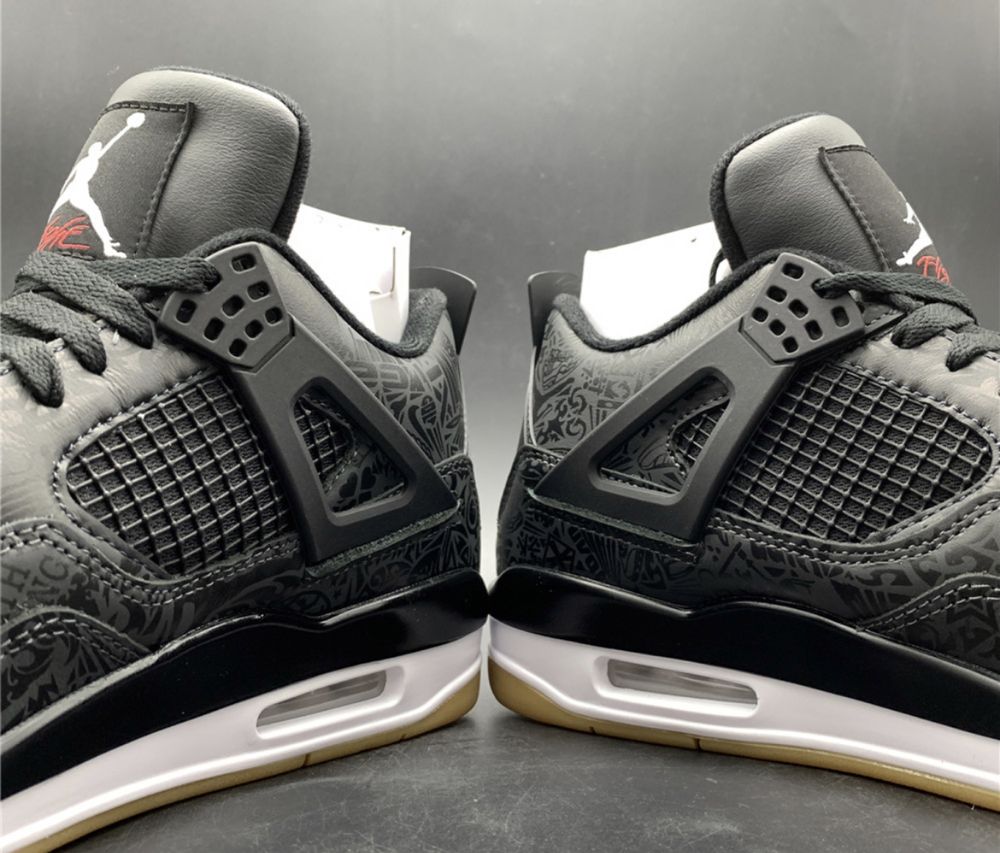 Мъжки маратонки Nike Air Jordan 4 SE Laser “Black Gum