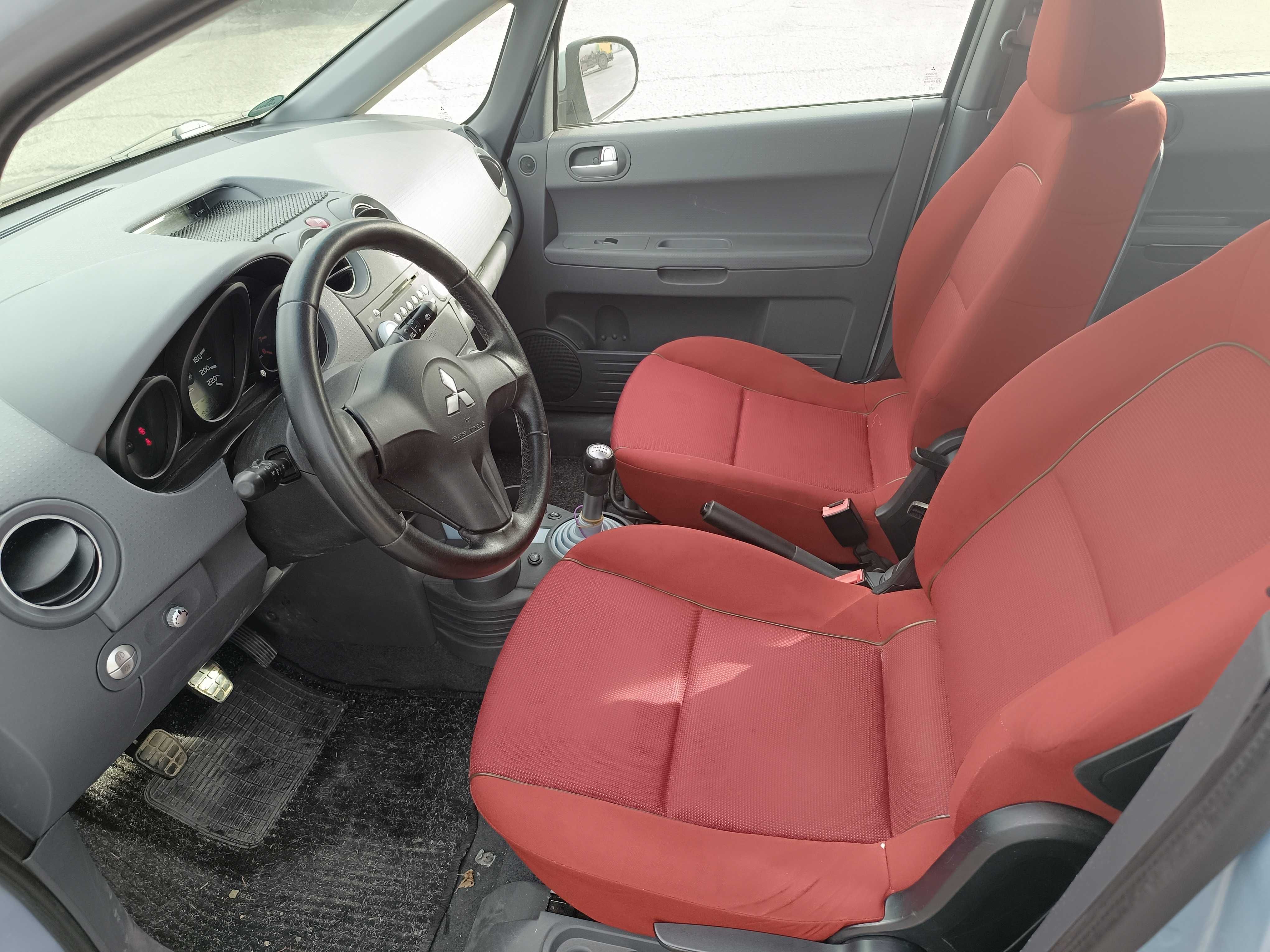 Mitsubishi Colt 1.5 бензин