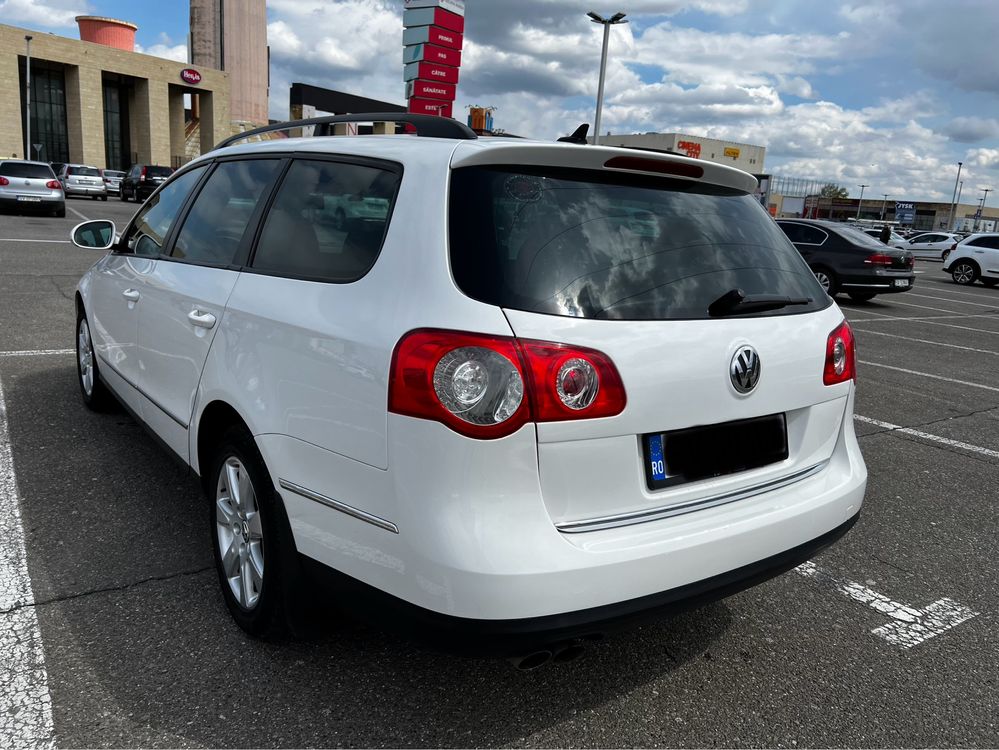 /// VW Passat Comfortline 2.0 TDI EURO 5 ALPINWEISS 2010\\\