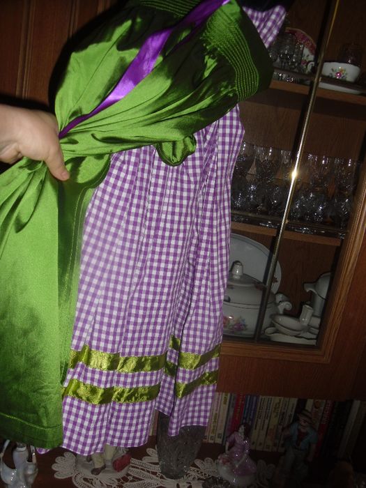 port popular sasesc,autentic