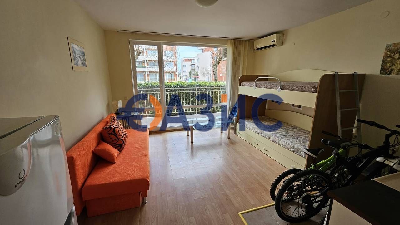 Продава се Едностаен апартамент в к.к. Слънчев бряг - 40 кв.м за 1100 €/кв.м - Снимка #5