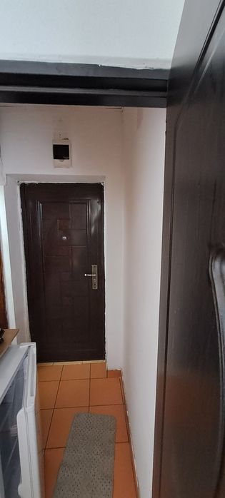 Garsoniera de închiriat pe termen lung  .ĺ