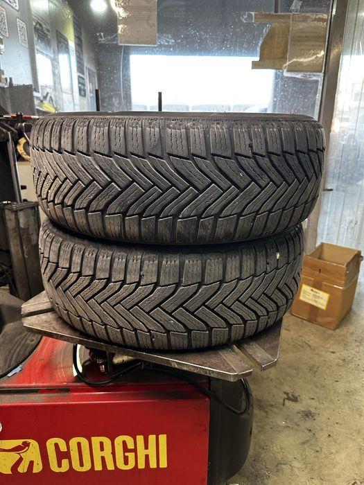 продавам 2бр зимни гуми 205/55/16 Michelin Alpin 6 перфектни