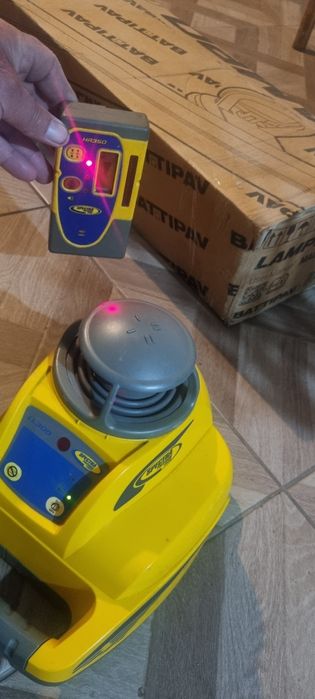 Rotopercutor bosch ,laser