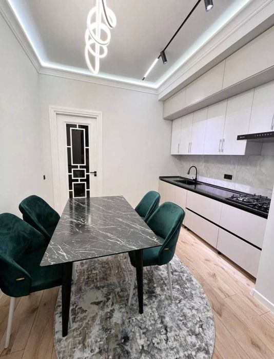 Яккасарой  Шота Руставели  Vegas  Tower