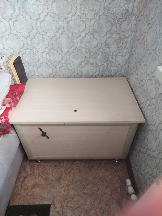 Мебель  прихожие набор 2 шт сундука