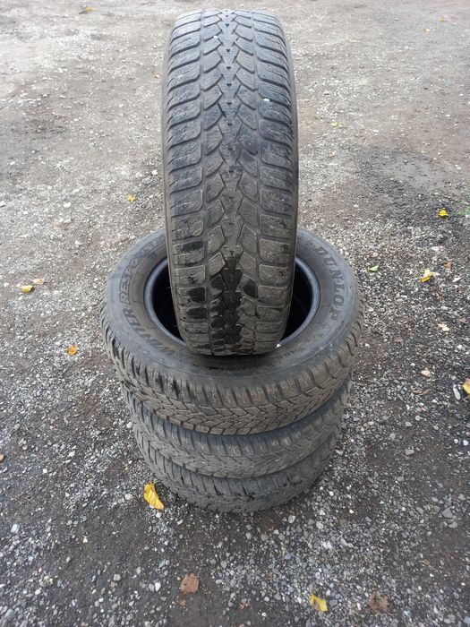4 cauciucuri iarnă DUNLOP 195/65 R15- an 2020