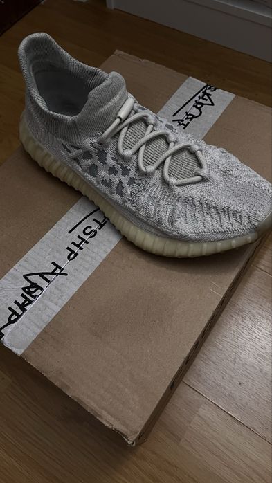 Sigilat Yeezy 350 V2 CMPCT 45 1/3