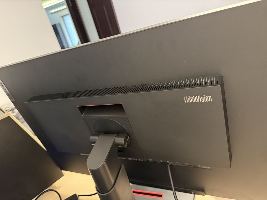 Monitor profesional 32” 4k IPS Dell U3219Q editare grafica video