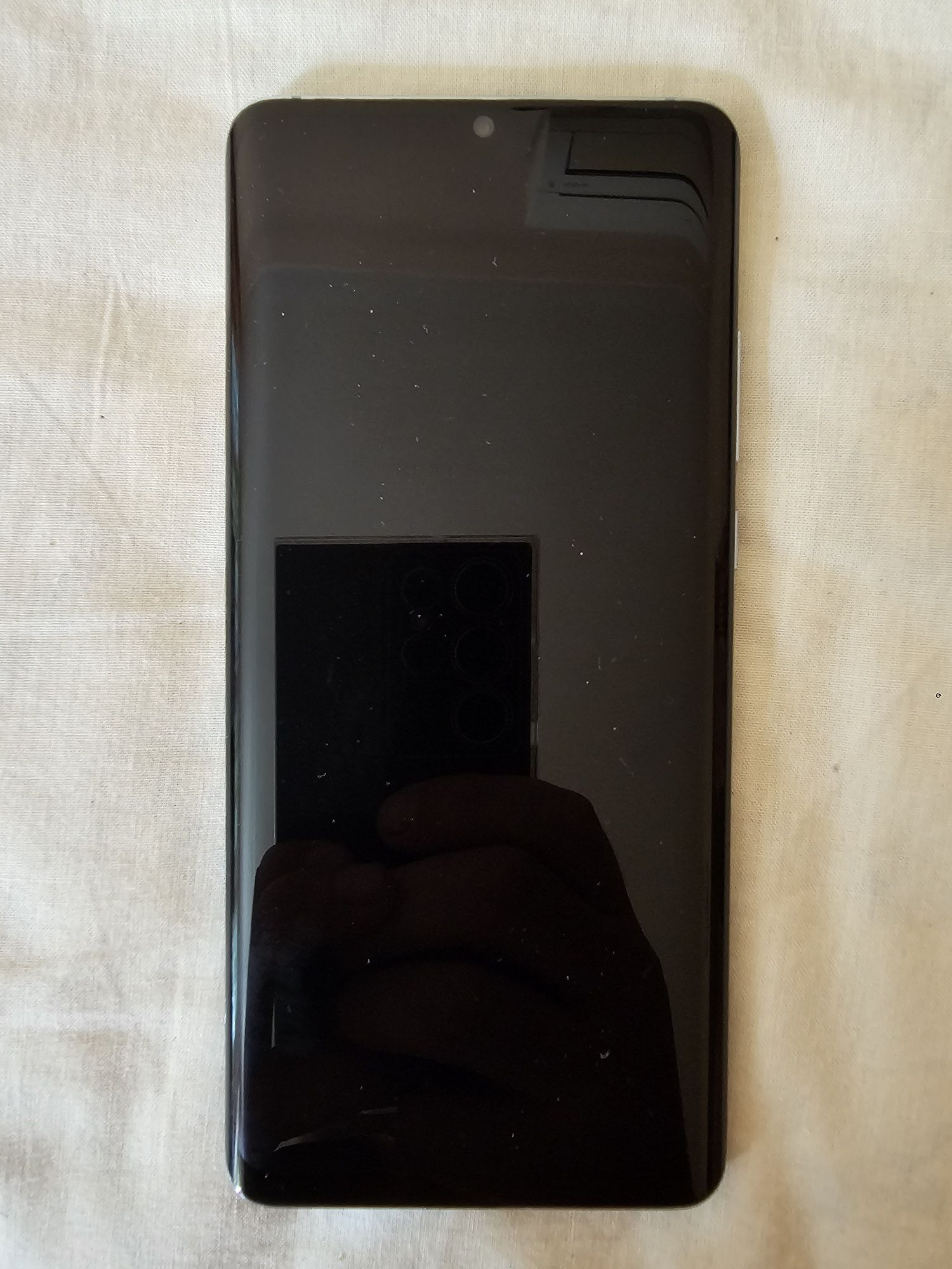 Huawei p30 pro + 128 гигабайта мемори кард