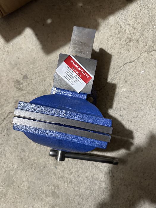 Тиски ..новые ………………………