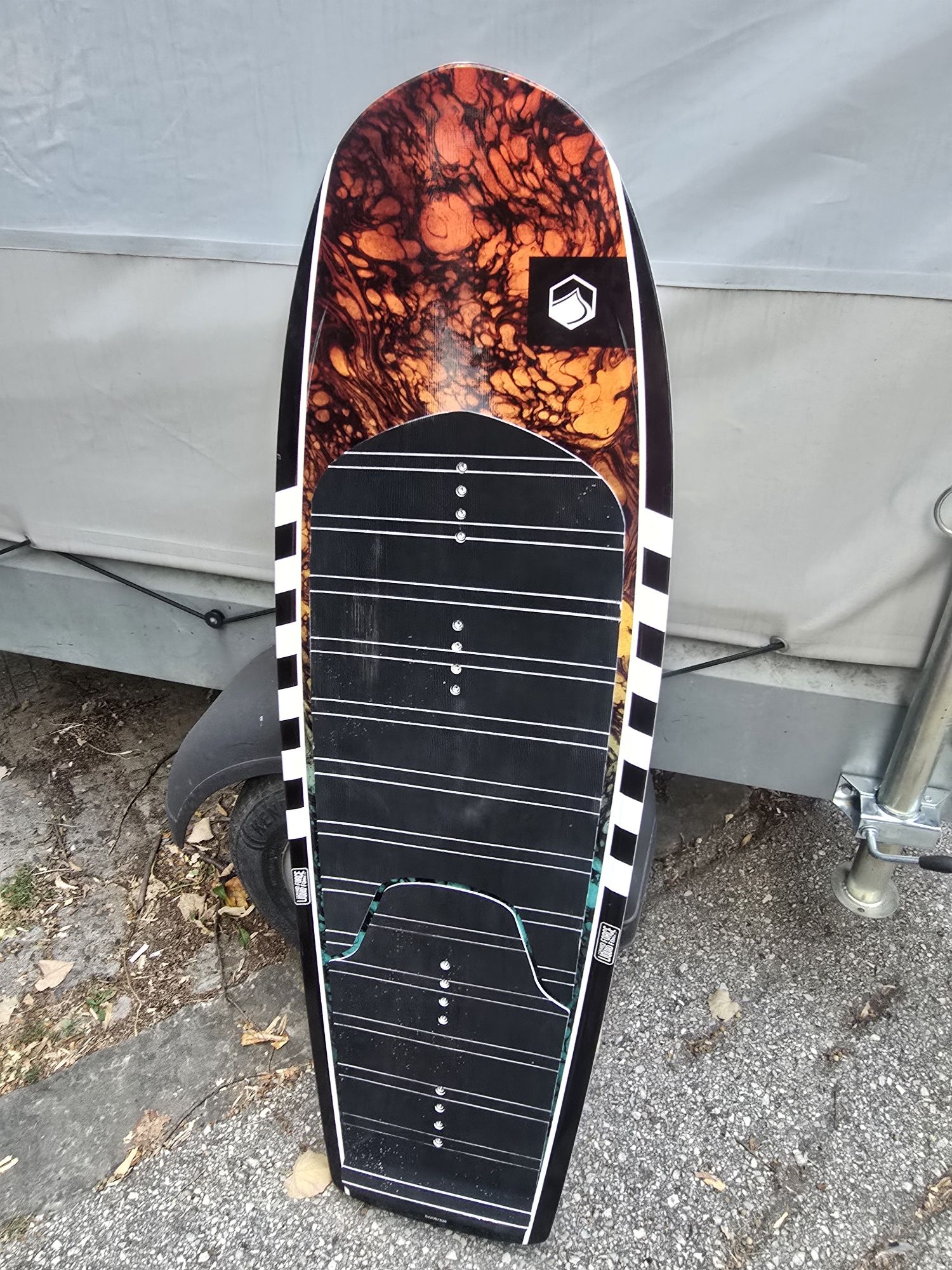 Фоил,уиндсърф,дъска liquid Force Launch Foil Board 
COMPLETE SET