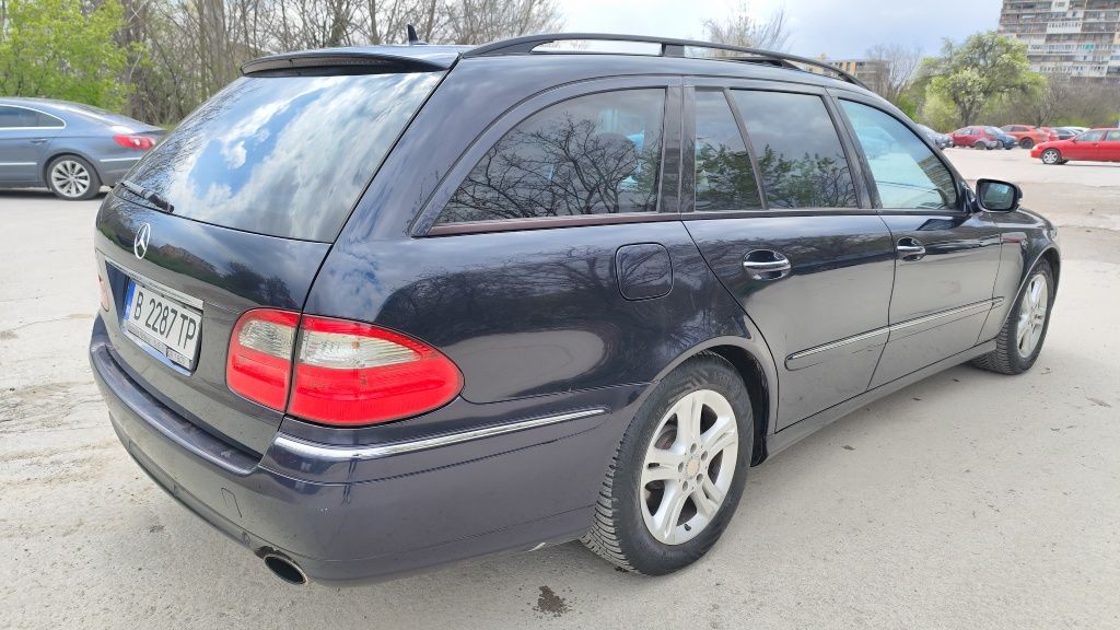 Продавам Мерцедес E320CDI