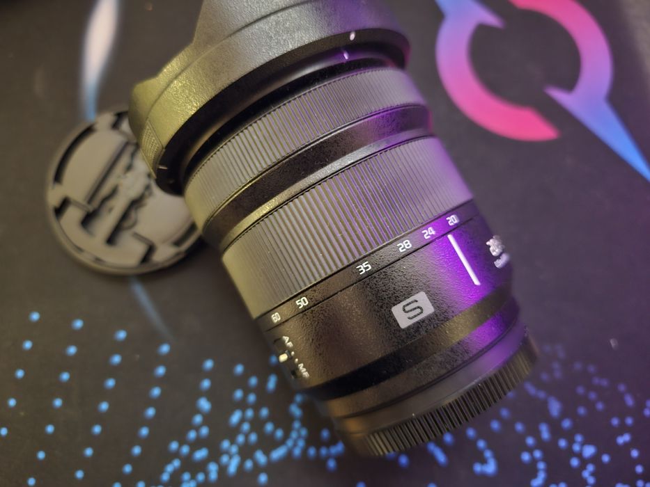 Obiectiv panasonic l mount 20-60 mm f3.5-5.6