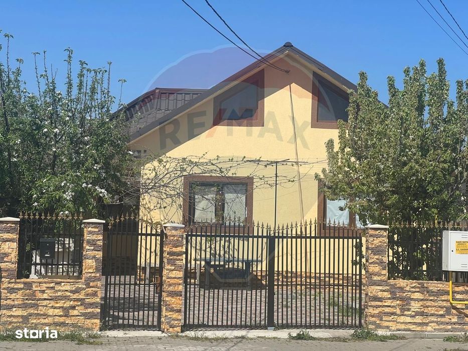 Casă  4 camere Campineanca