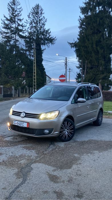 VW Touran 2.0TDI 7 locuri 2014 181004 km