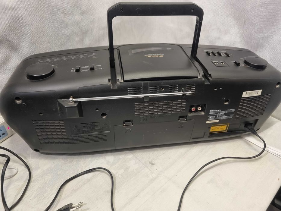 Boombox Daweoo ACD-4310 FM MW LW Cassette deck radio portabil