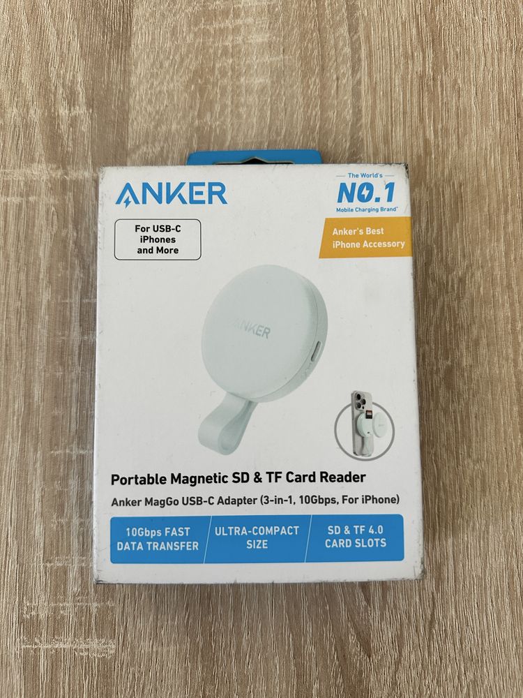 Четец за карта памет Anker MagGo Adaptor SD USB-C, Бял
