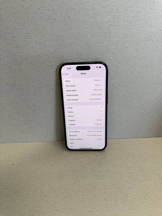 Продавам отличен iPhone 16 56 цикъла