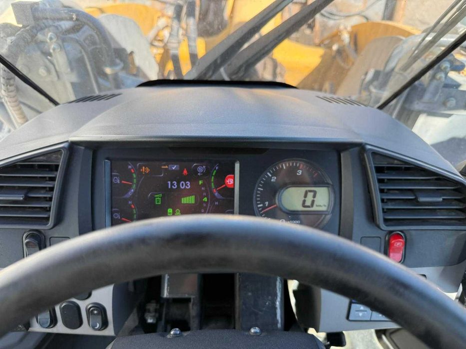 Incarcator frontal Komatsu WA 320 - 7