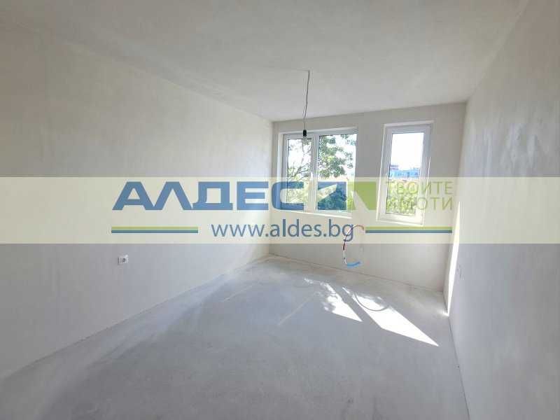 Продава се Тристаен апартамент в София, Банишора - 91 кв.м за 2341 €/кв.м - Снимка #18