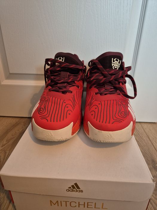 adidas D.O.N. Issue 4