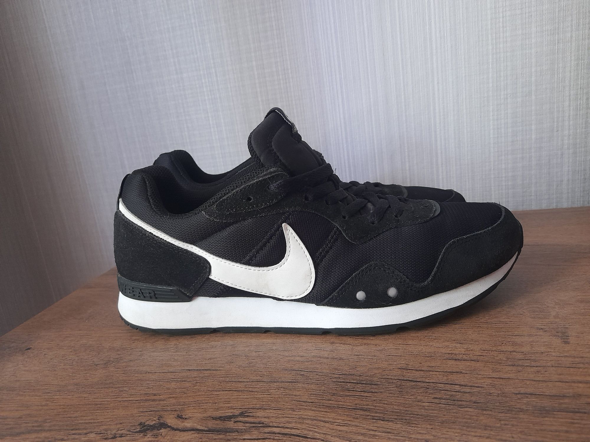 Nike Venture маратонки 42 номер.