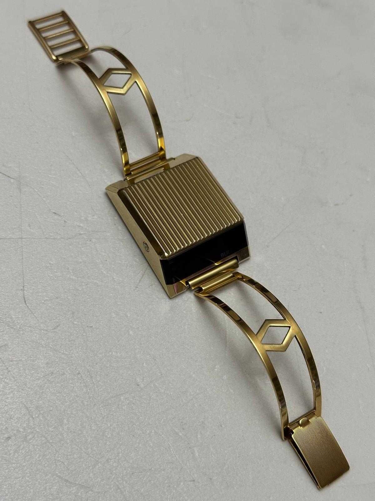 CEAS BULOVA COMPUTRON LED N6 - "Driver" - Gold Tone - Vintage - 1976 !