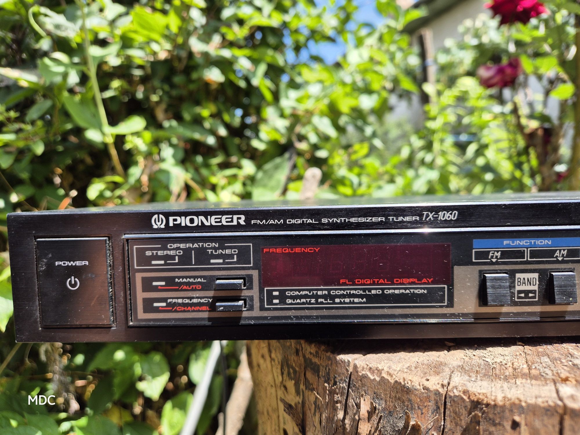 Vând tuner digital stereo Pioneer tx 1060
