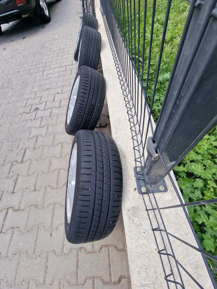Гуми  Само гумите и за предпочитане лично предаване