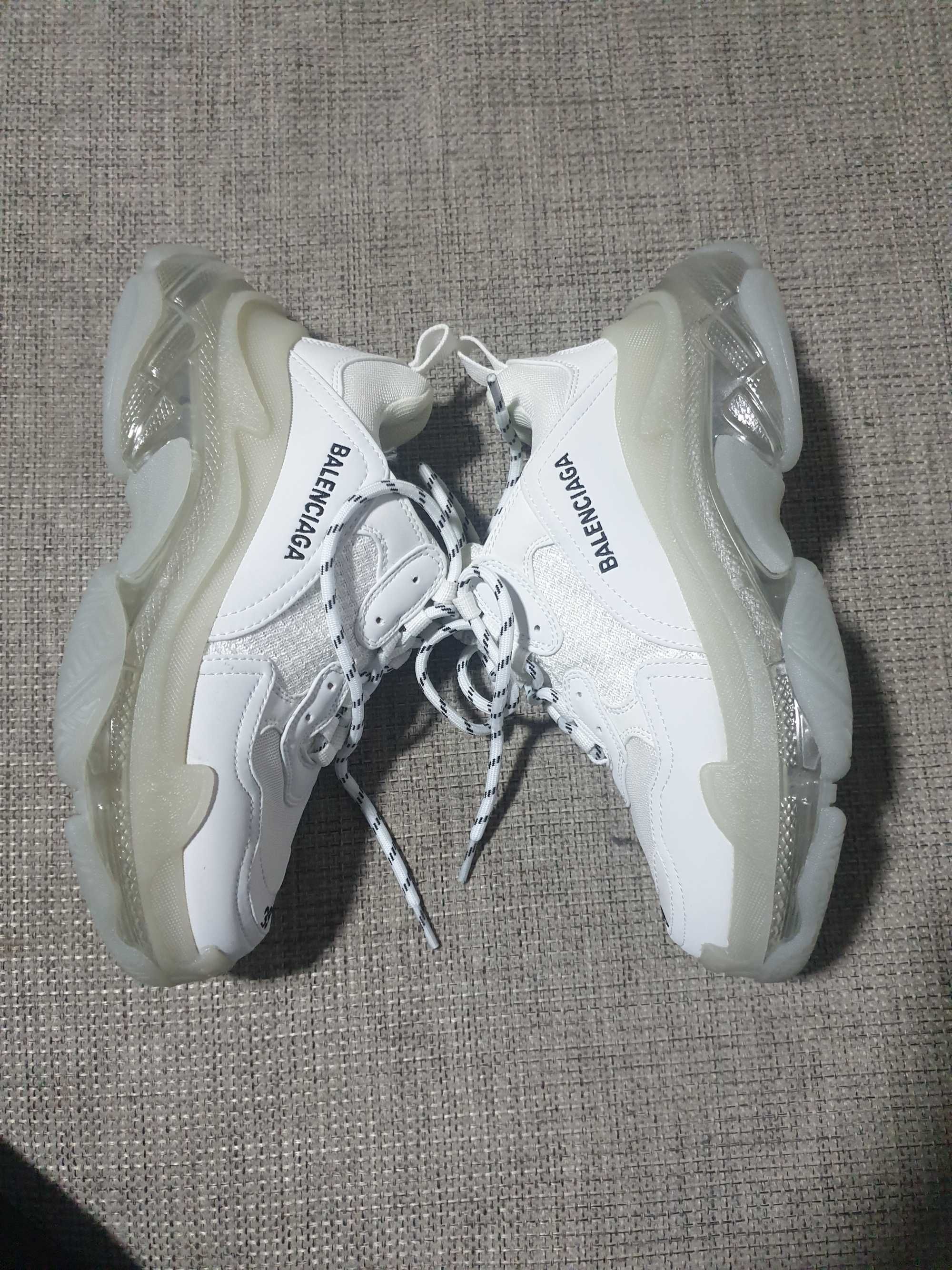 Papuci Balenciaga Triple S