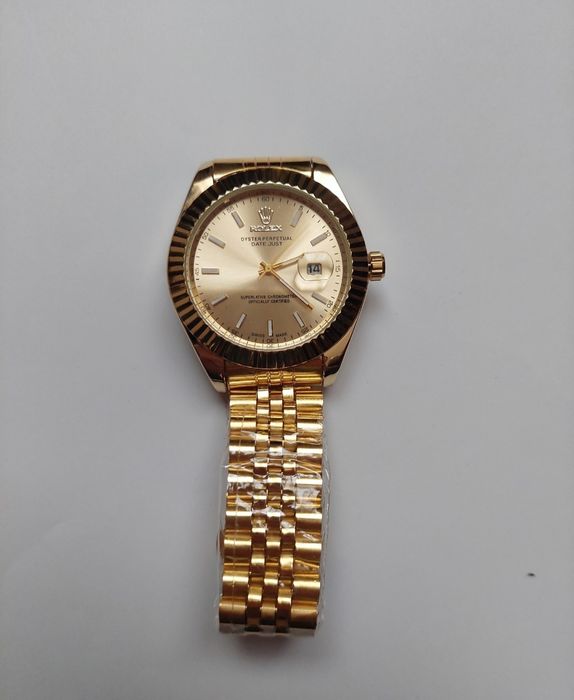 Чисто нов часовник Rolex.