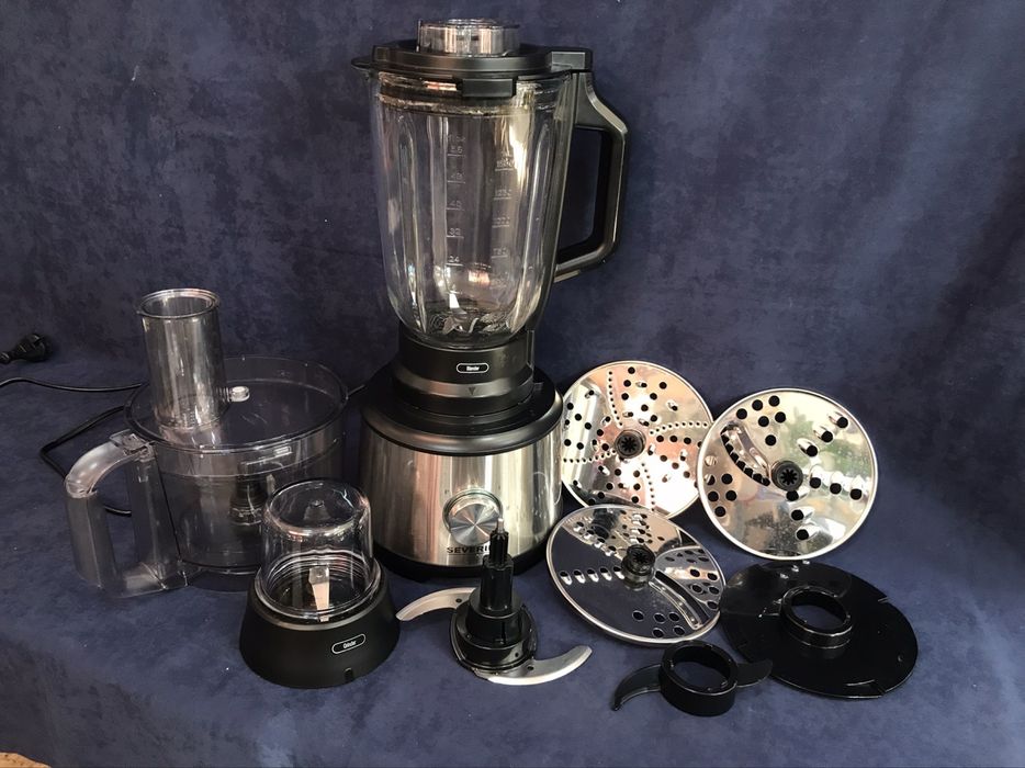 Многофункционален кухненски робот Severin