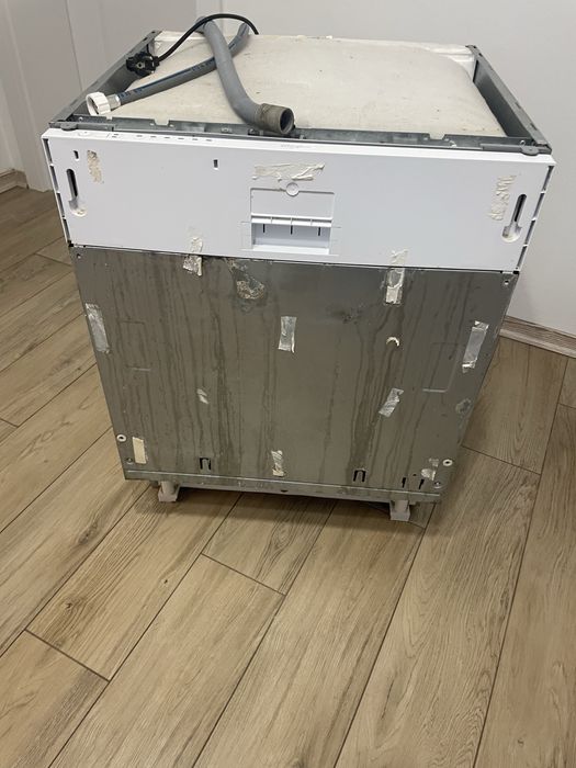 Vand masina de spalat vase whirlpool incorprabila
