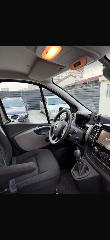 renault trafic 2018 1.6 tdi variante !!!