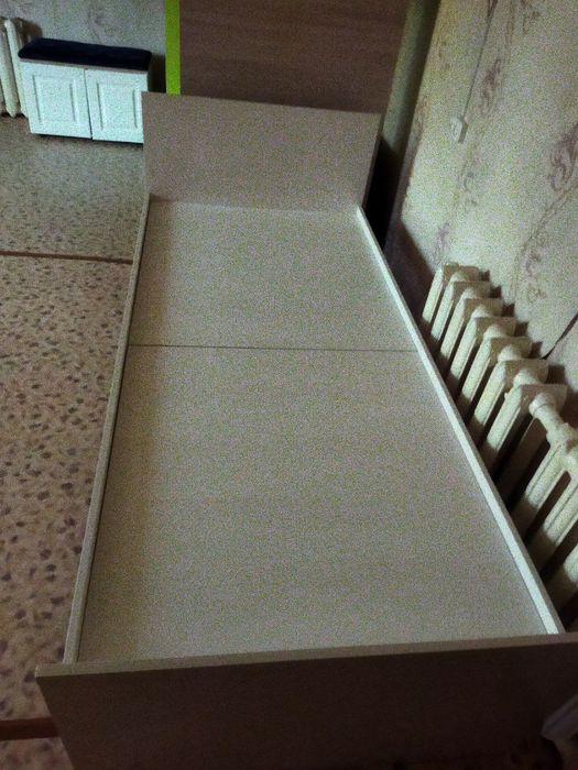 Кровать односпальная