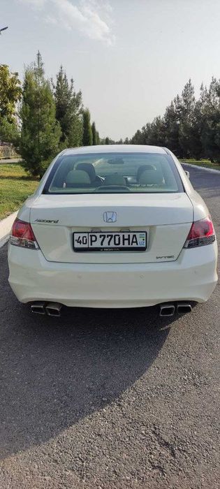 Автомобиль Honda Accord