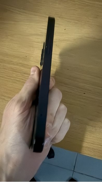 Iphone 12 64 Gb 85% Baterie spate fisurat