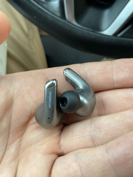 Casti hyundai bluetooth