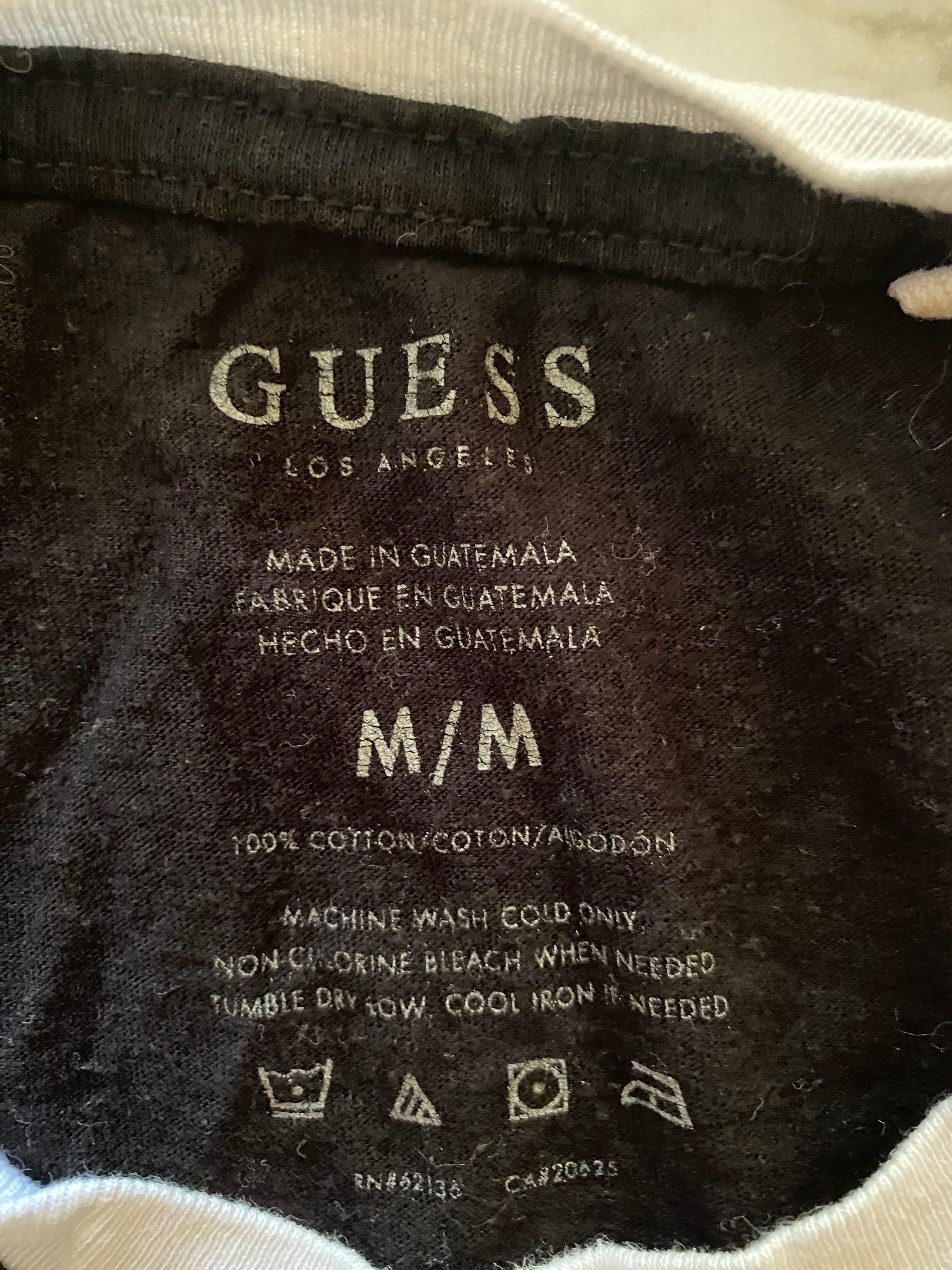 Оригинална тениска GUESS