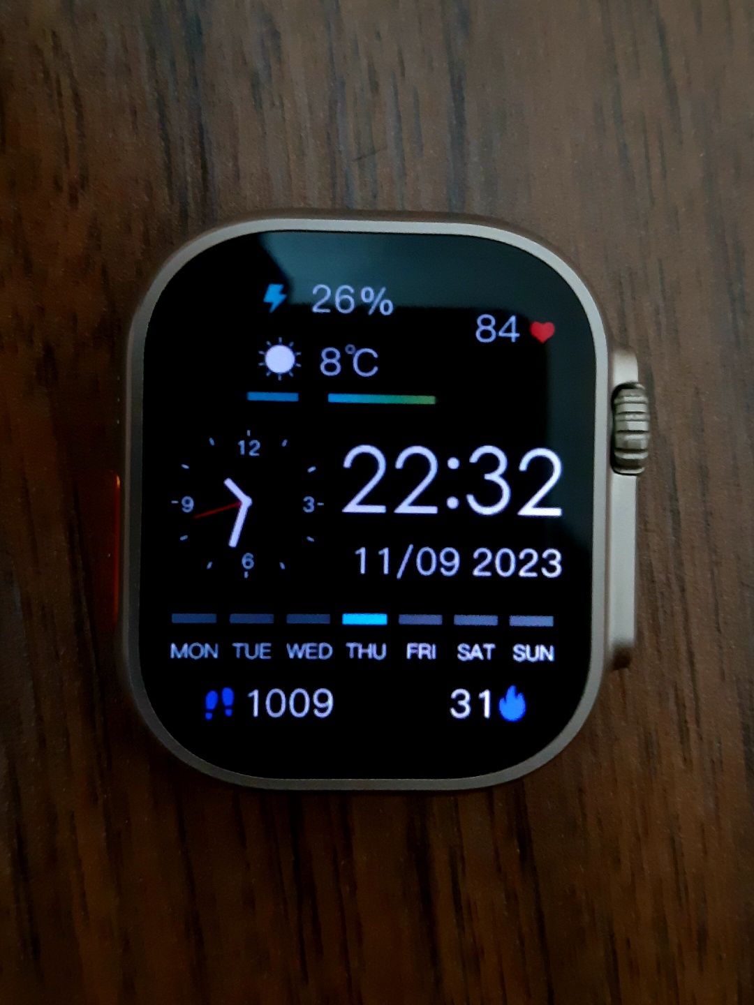 Hello watch ultra 3(uzumda 500 ming som) yagona AMOLED ekranli Iwatch