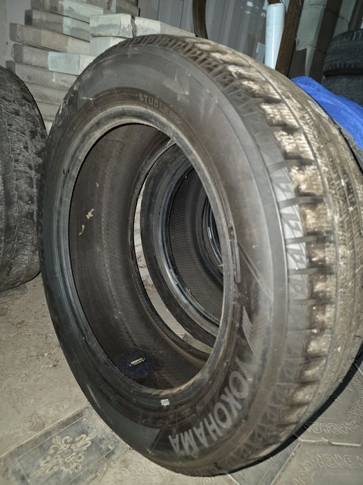 Шина зимняя Yokohama IG60 Ice Guard 215/55/17