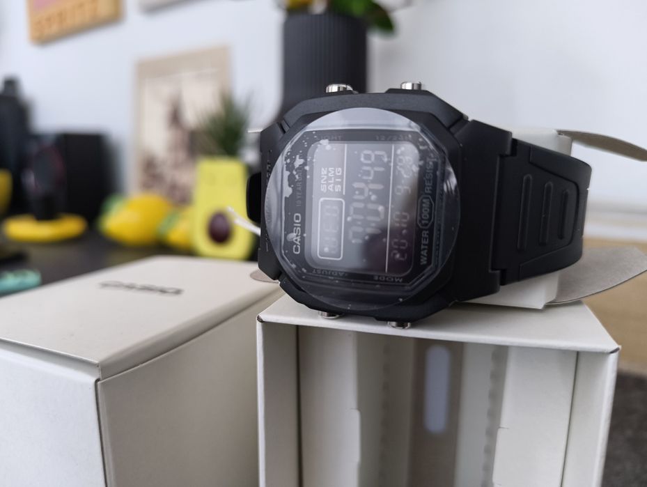 Ceas Casio digital – nou, cu etichetă și cutie originală