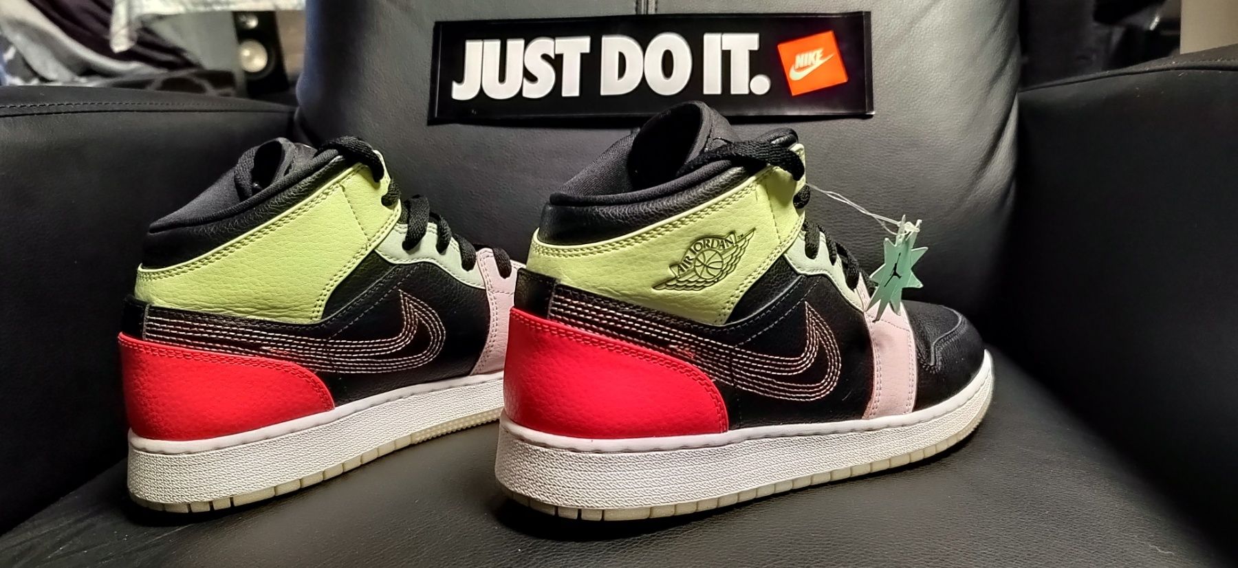 Nike Air Jordan 1 Mid SE, номер 40