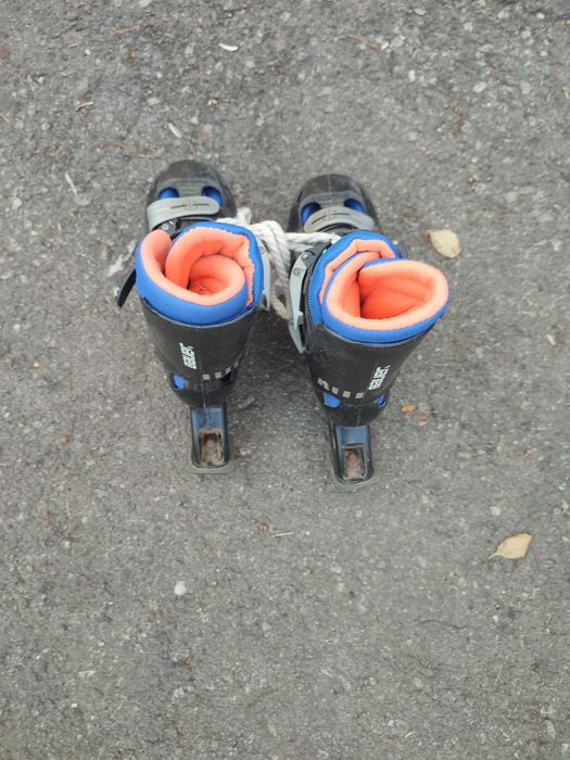 De vânzare: Role pentru copii