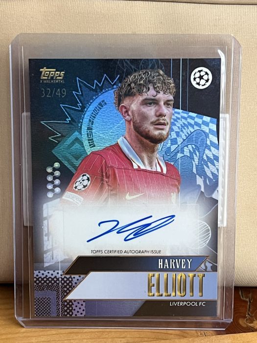 Topps номерирани карти с автограф