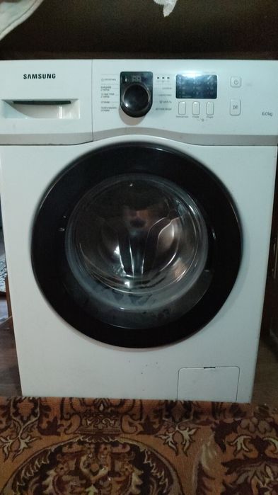 Продаю стиральную машину автомат